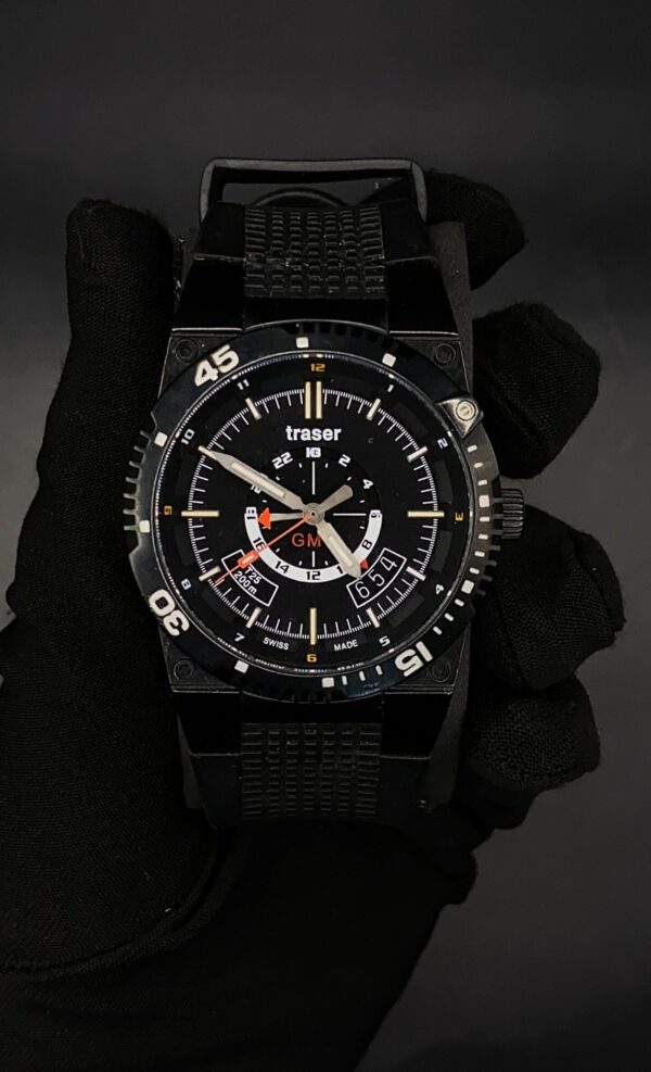 Traser GMT