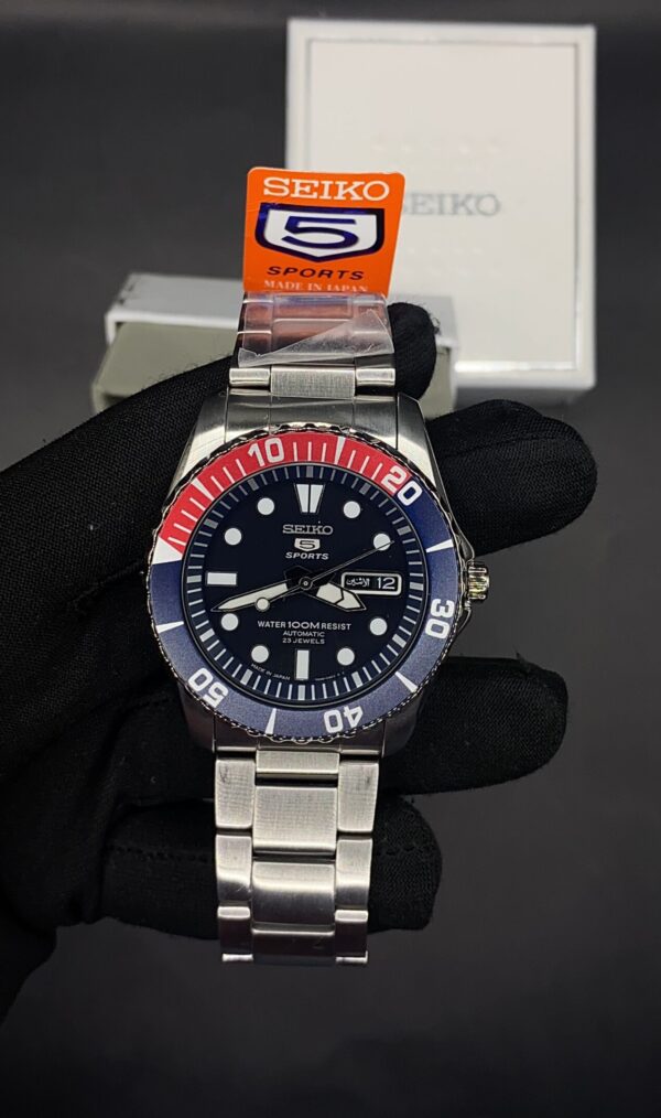 Seiko 5 Pepsi