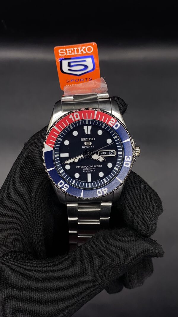 Seiko 5 Pepsi - Image 5