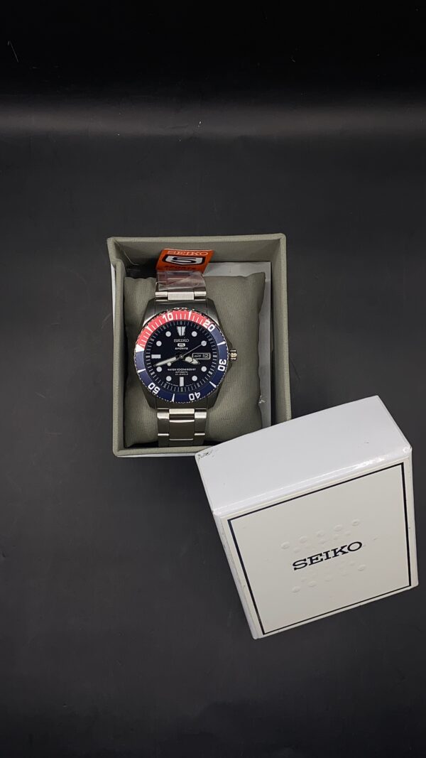 Seiko 5 Pepsi - Image 3