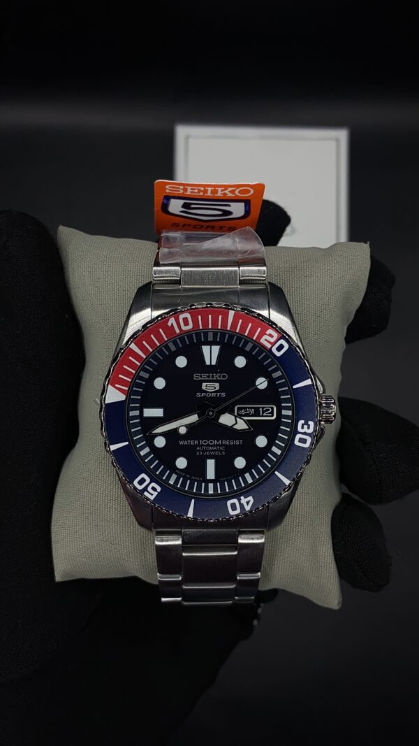 Seiko 5 Pepsi - Image 2