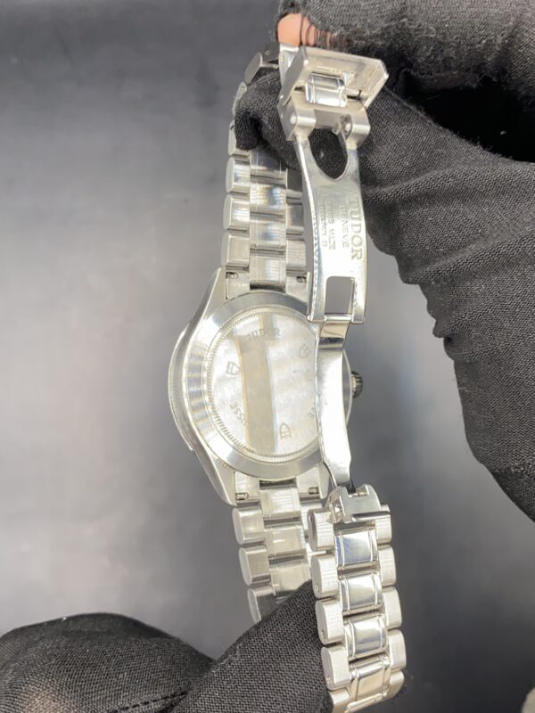 TUDOR GENEVE - Image 2