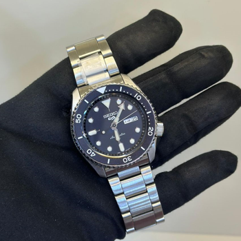 Seiko 5 Sports